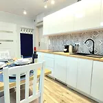 Perla Jantaru By Triapart Apartamento Jantar